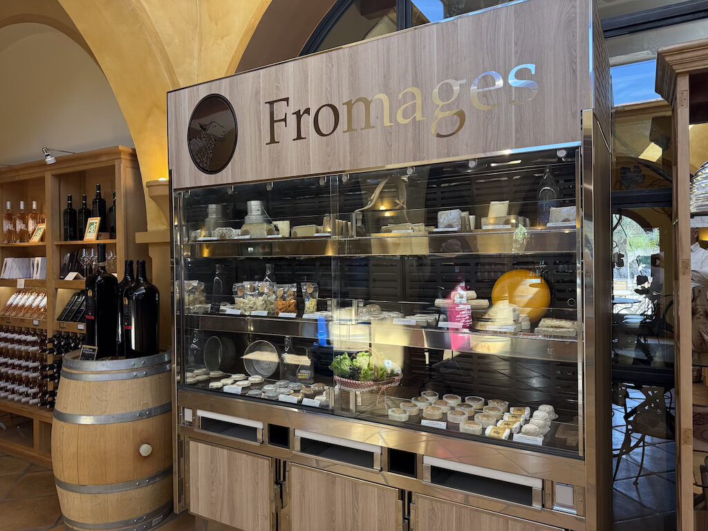 Wine tours au Château de Berne circuit touristique Provence